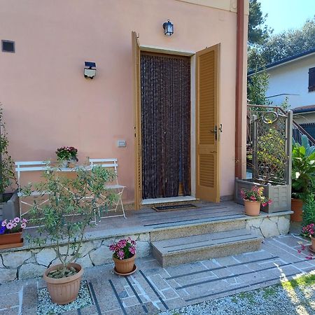 Bilocale Climatizzato A 850M Dalla Spiaggia Casa Katia Marina di Massa Εξωτερικό φωτογραφία